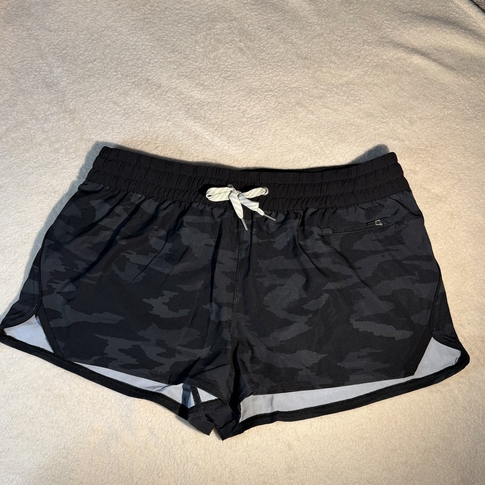 Vuori Clementine Shorts Womens Sz L Black Camo 3" Lined Athletic Running Gym - Picture 2 of 8